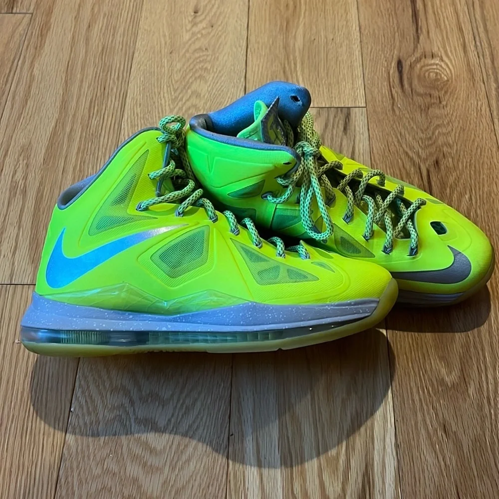 Nike Lebron X VOLT basketball Sneakers yellow gray sz 8.5 - Picture 4 of 16